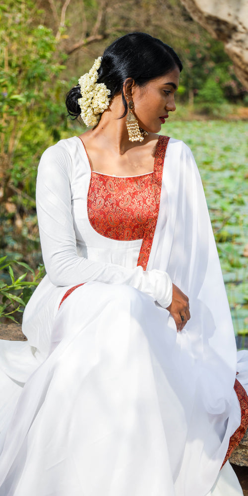White Masakali Anarkali